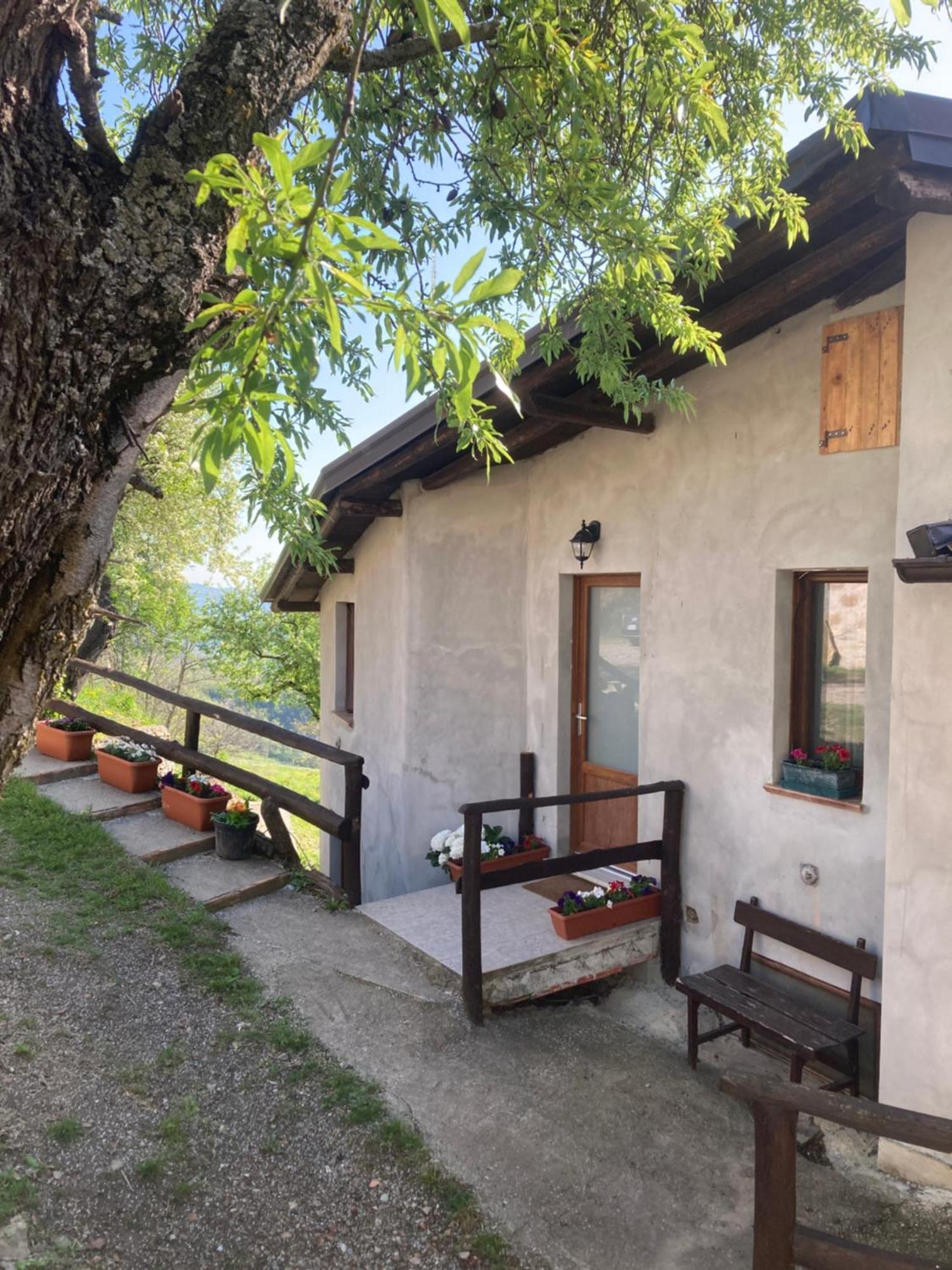 Casa Nella Natura A Bobbio Eksteriør billede